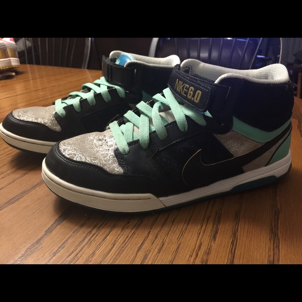 Nike Women’s Size 10 Shoes